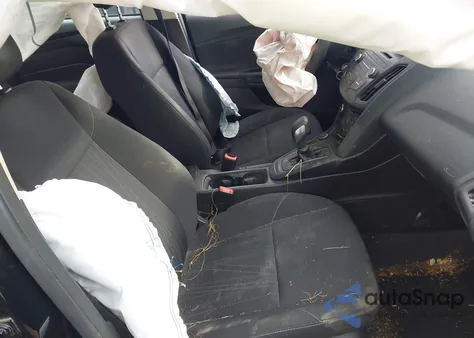 2016 Ford Focus S z USA, uszkodzony, nr VIN 1FADP3E23GL314555